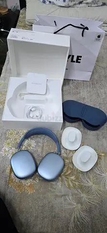 Brand New Apple AirPods Max - Silver/Blue with Case and Accessories