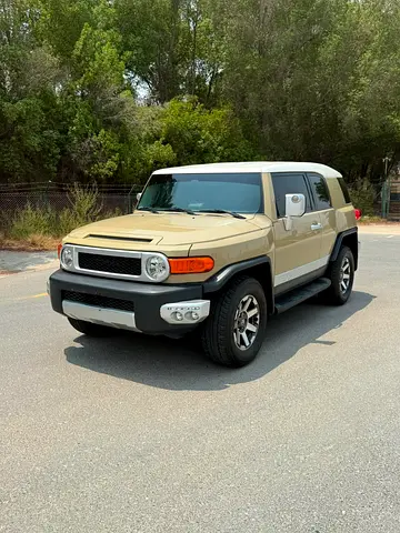 صورة مصغرة 6 لـ 2012 Toyota FJ CRUISER