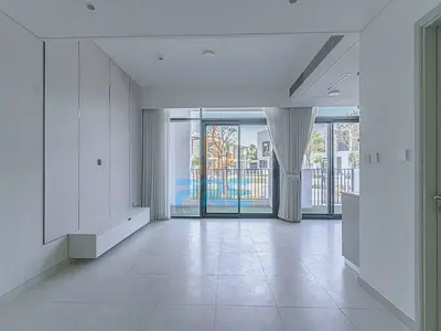 Brand New I Spacious Layout | Close to Amenities