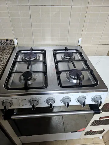Used 4-Burner Gas Cooker with Oven - Stainless Steel
