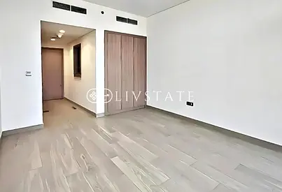 Modern | Vacant | Community View
