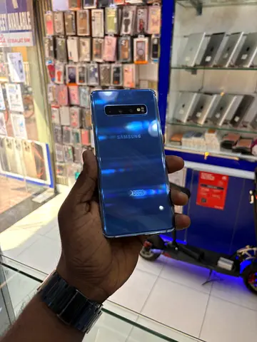 Samsung Galaxy S10 For sale