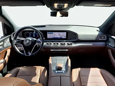 2025 Mercedes-BENZ GLE — миниатюра 9