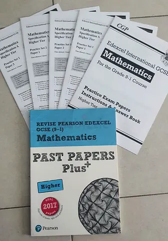 Pearson Edexcel GCSE (9-1) Mathematics Past Papers & Practice Book - Higher