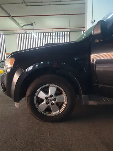 2012 FORD ESCAPE photo 4