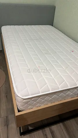 Queen size bed frame with mattress