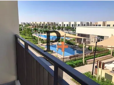 single row | Landscape | next to pool