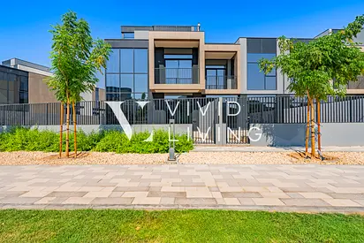 Best Unit | Pool View | Large Plot