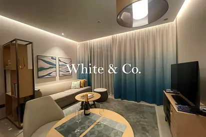 Luxury Living | Serviced Unit | High Floor