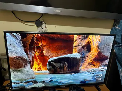 Good condition 32-inch LED TV - ready to use