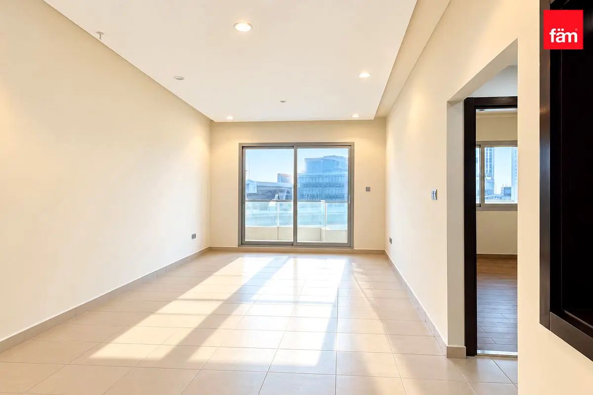 Building Expert | Renovated | Multiple Cheques