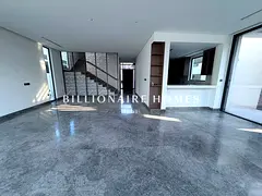 Close to Handover - Close to Entrance - Motivated