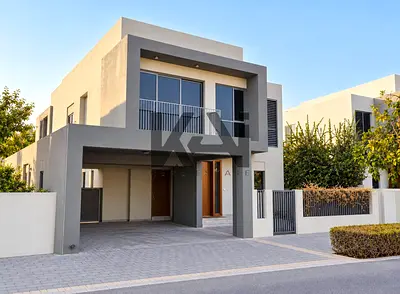 Large Plot | Well-Maintained | Ready to Move