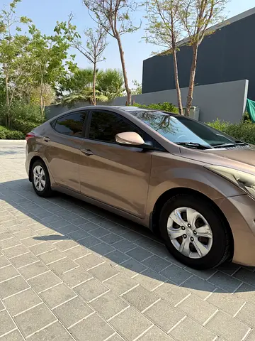 2015 Hyundai ELANTRA — фото 2
