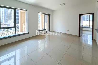 Large Layout | Bright Space | Great Value