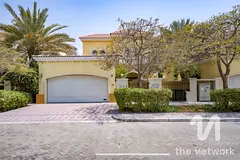 Private Garden | Spacious | Motivated