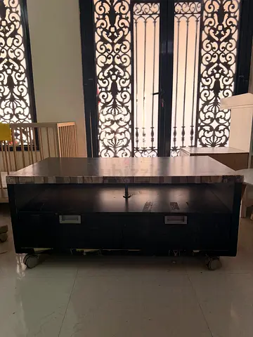TV Stand / Media Console with 2 Drawers & Wheels AED 59 طاولة تلفزيون / وحدة تلفزيون مع درجين وعجلات