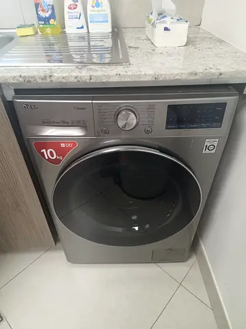 LG  10kg Front Load Washing Machine - Excellent Condition