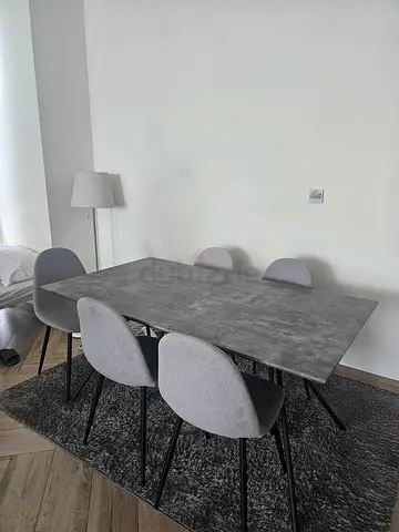 Dining table set