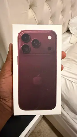 IPhone 18 pro 256 burgundy