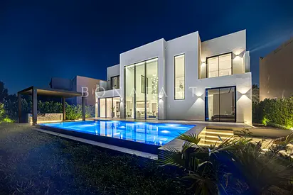 Fully upgraded | Private Pool | Direct Water Views