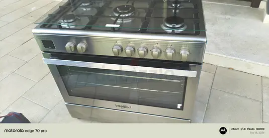 Whirlpool Stainless Steel Gas Cooker with Oven - Flawless Condition