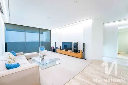 Vacant On Transfer | Serene Sea View | Facing Burj