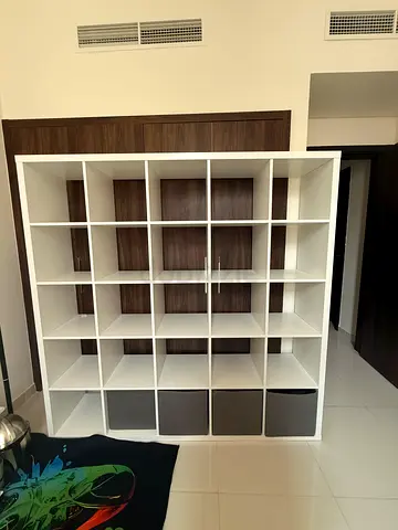 Shelving/Bookcase/Display