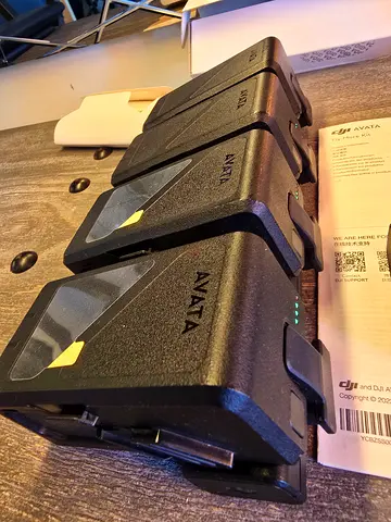 ​DJI Avata drone Intelligent Flight Batteries (x4) + Charging Hub & Propellers | Brand New