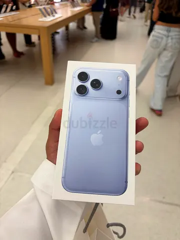 iPhone 18 pro max 512 glacier