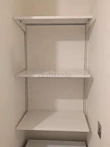 White Wall-Mounted Adjustable Shelving Unit (3 Shelves) Ikea model Boaxel