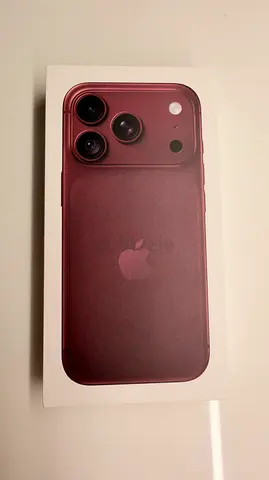 Apple iphone 18 Pro Burgundy 256GB UAE version