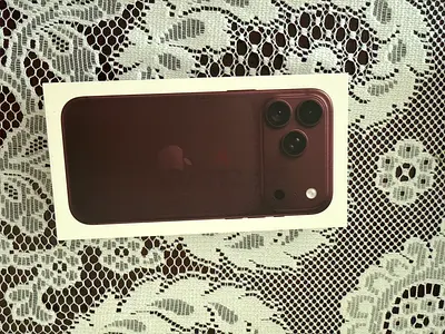 iPhone 18 pro max burgundy 256 gb