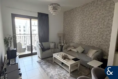 Pool View | Open Plan | Vacant on Transfer