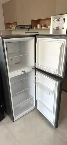 No frost refrigerator in good condition - 2 doors, freezer top