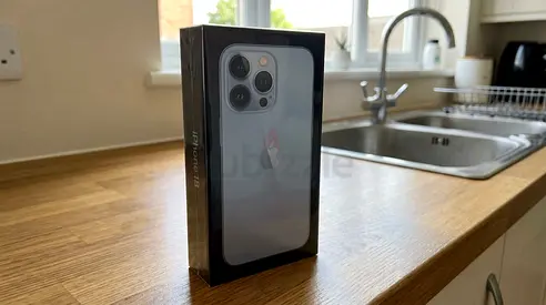 Iphone 18 Pro Max - Glacier