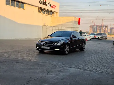 2013 Mercedes-BENZ E-CLASS photo 3