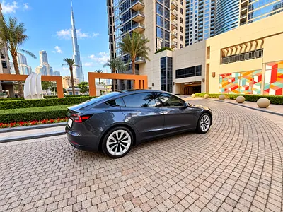صورة 6 لـ 2023 Tesla MODEL 3