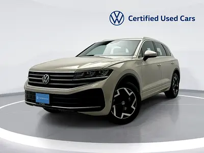Touareg Elegance++ 3L | Ex-Demo | Coventry 19" Black Alloys | Varenna Leather | Massage Seats | Head