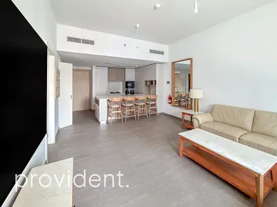 Full Furnished | Ready To Move | Mid Floor