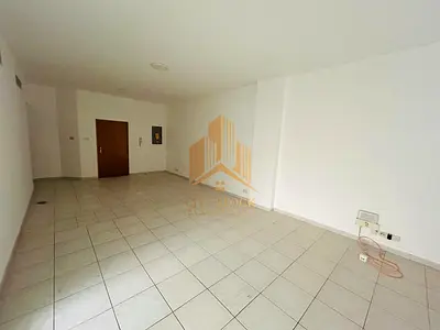 Spacious 1 BHK With Balcony Apartment Top Facilities Rent in Prime Location Al Mamzer Area. Dubai