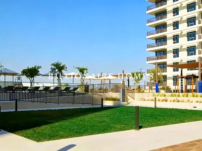 Community Expert | Close to Amenities | Ready to move