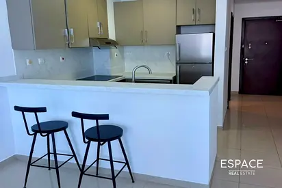 Fully Furnished Studio | Balcony| Marina Living
