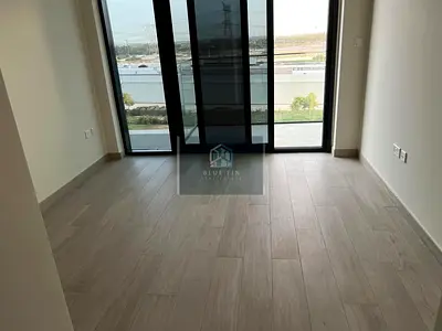 POOL-VIEW | PRIME LOCATION | CHILLER FREE