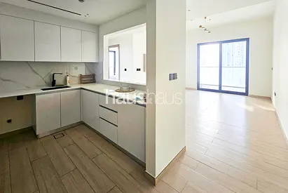 Ready to Move | Skyline and Pool View | Spacious