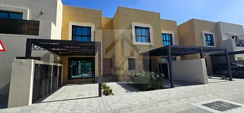 3 bed /ready to move / brand new /all masters