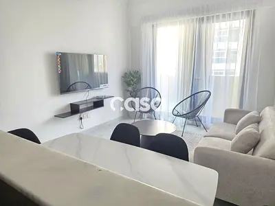Upgraded | Rented | Mid Floor