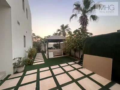 3BR + Maid 's Room | Single Row | Unfurnished | 2 Cheques