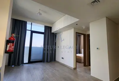 1 BEDROOM l READY TO MOVE l FURNISHED l 4 CHEQUES