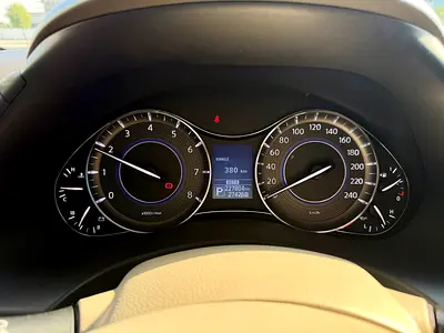 2015 Infiniti QX80 缩略图 12